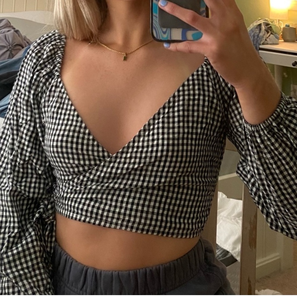 cropped gingham top